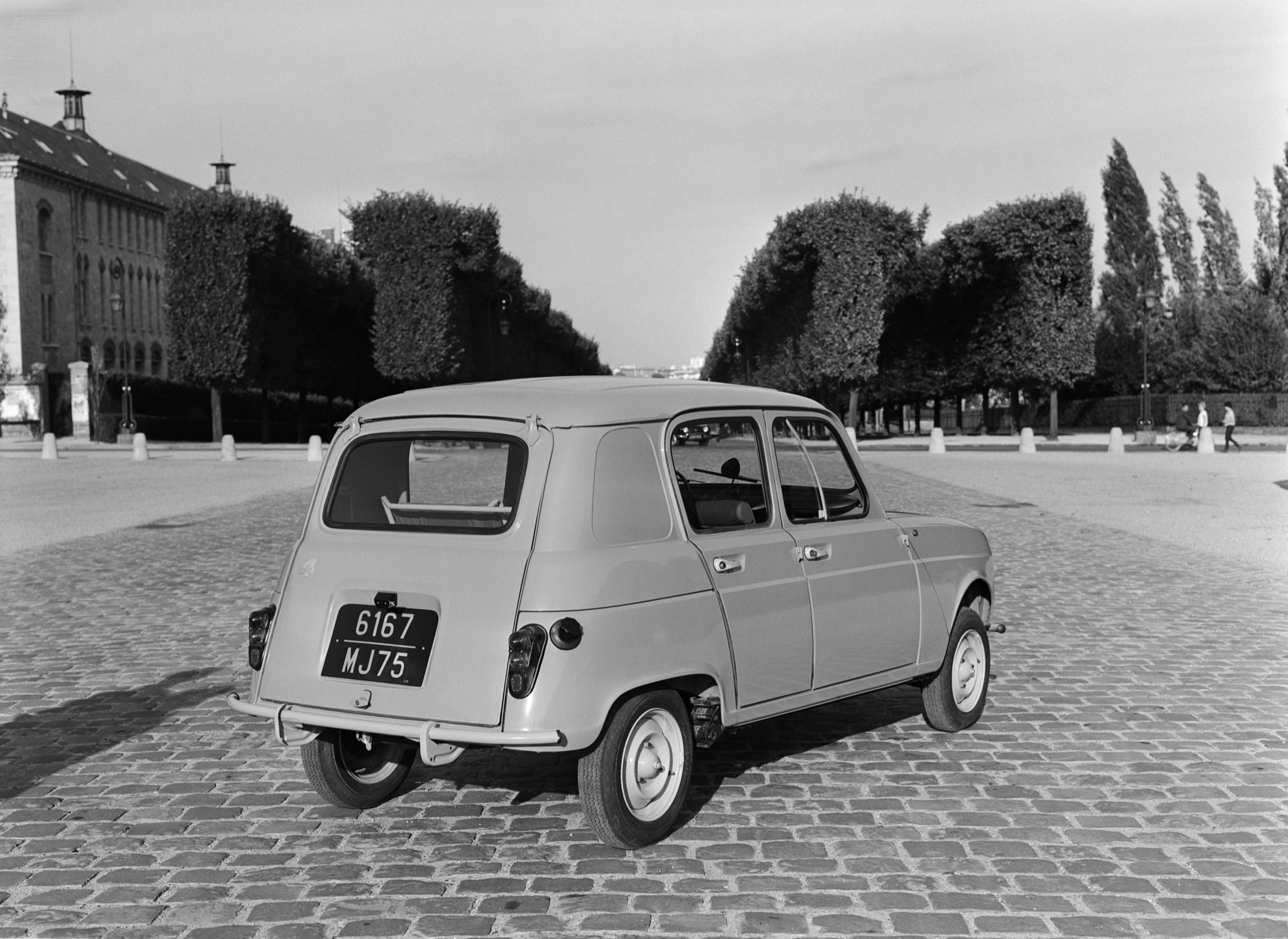 La Renault 4L fête ses 60 ans cette année : retour sur l'histoire d'une  icône