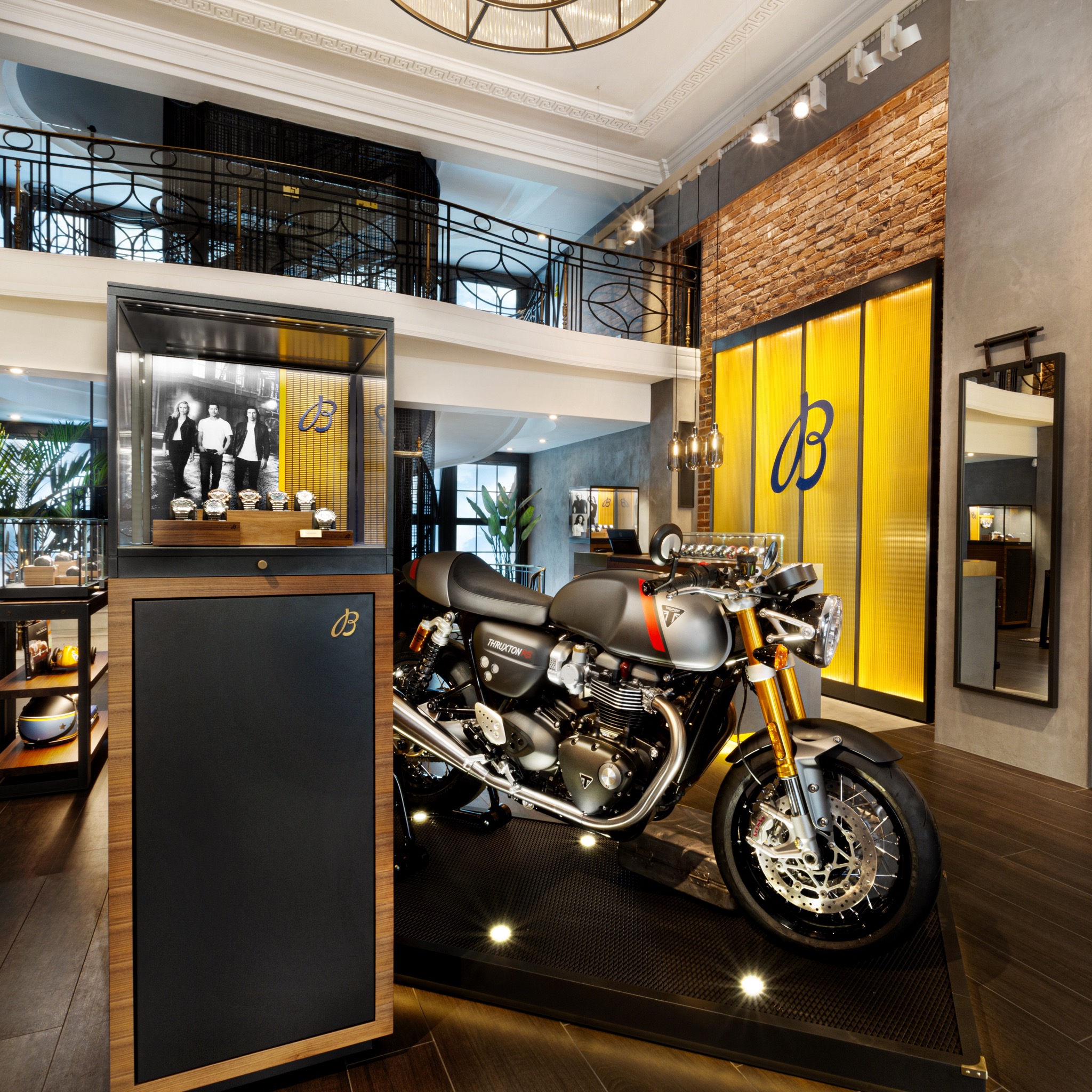 03_Breitling x Triumph_Breitling Townhouse London