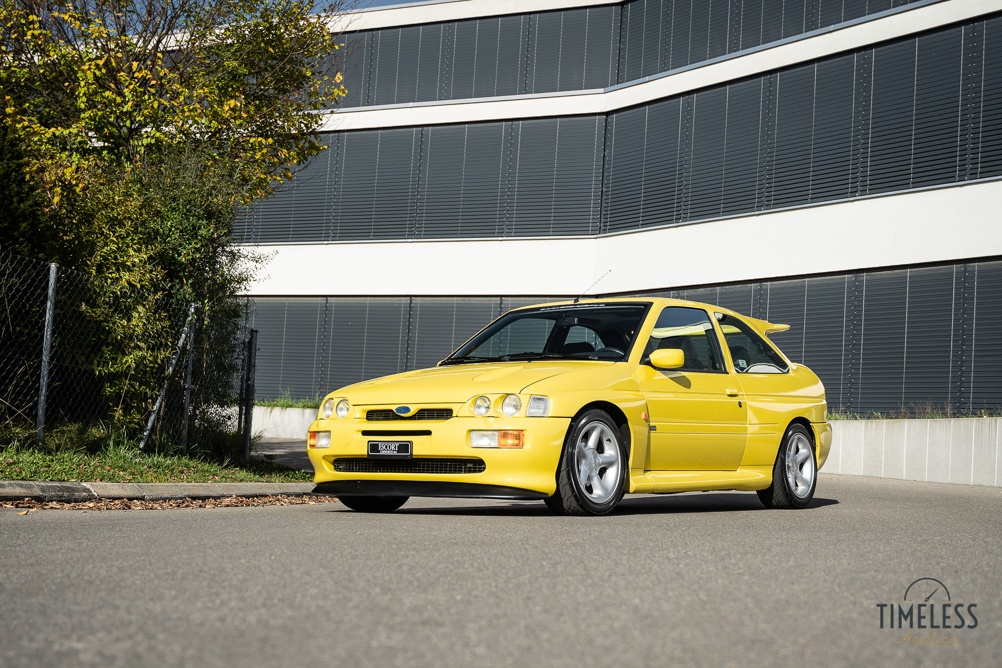 Ford Escort RS Cosworth - Timeless Addict