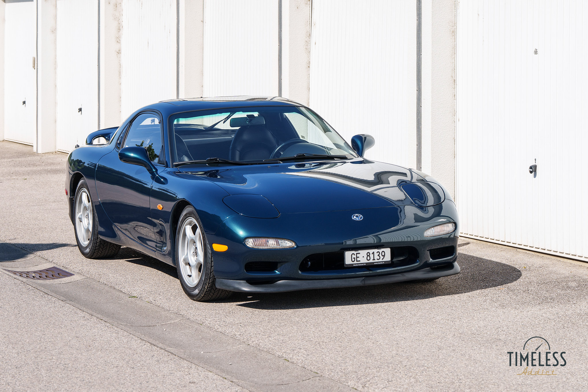 RX7_static-11