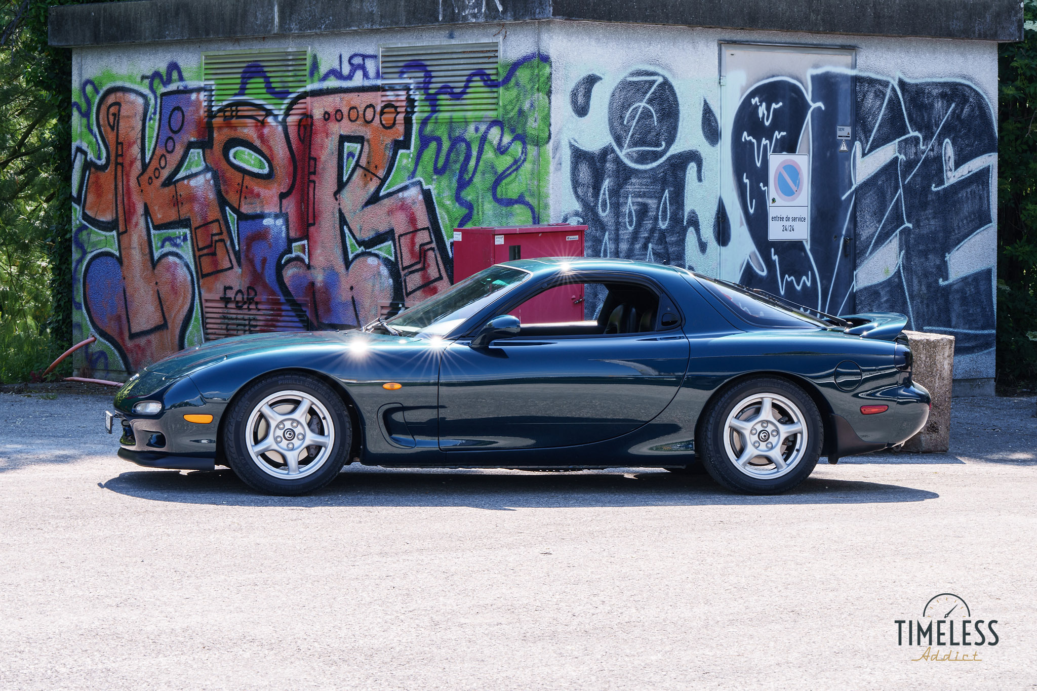 RX7_static-22